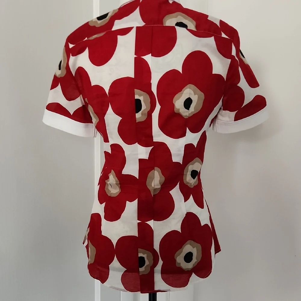 Dolce & Gabbana Red and White Cuffed Sleeve Button Down Shirt Size 42, 6US - Picture 2 of 10